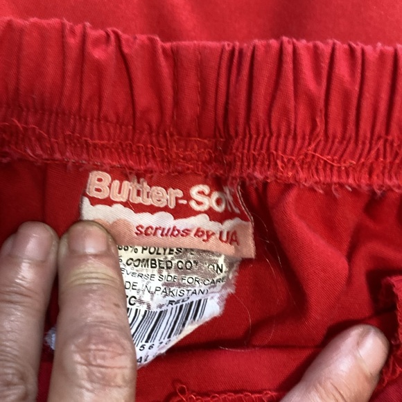 Two pairs of scrub bottoms Red and grey drawstring scrubs - Picture 5 of 11